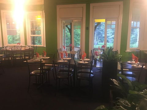 Yim Thai Gloucester - Kalgoorlie Accommodation 2