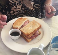 Hubbles Yard Cafe - Kalgoorlie Accommodation