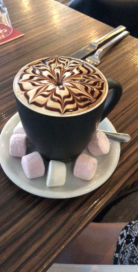 The Kwinana Local - Kalgoorlie Accommodation 12