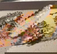 Shark Bay Pizza - Kalgoorlie Accommodation