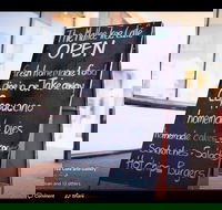 The Mallee Tree Cafe and Gallery - Kalgoorlie Accommodation