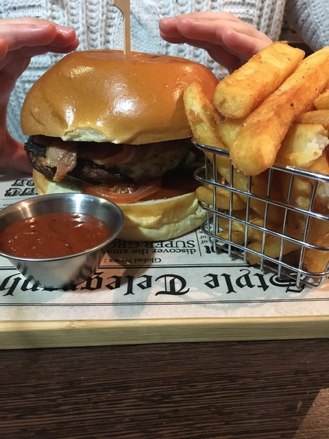 Angus & Co. - Kalgoorlie Accommodation 10