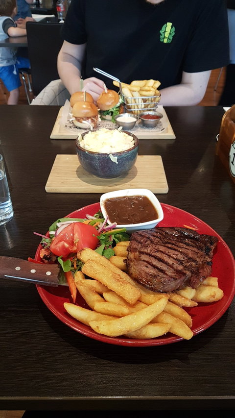 Angus & Co. - Kalgoorlie Accommodation 1