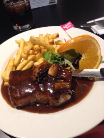Waikerie Hotel Motel - Kalgoorlie Accommodation 0