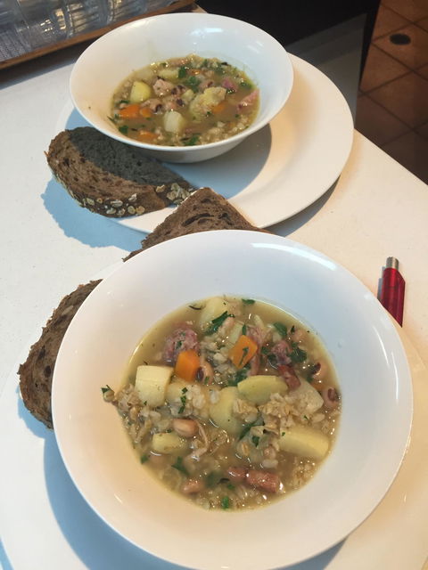 K & K Cafe Restaurant - Kalgoorlie Accommodation 2