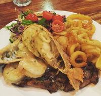 Hog's Breath Cafe - Kalgoorlie Accommodation