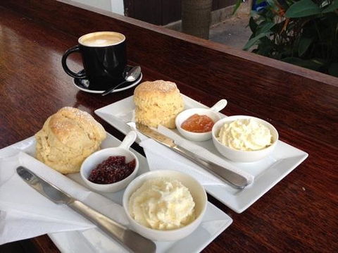 Deli Adrift - Kalgoorlie Accommodation 0