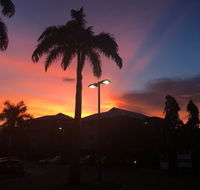 Blue Moon Grill - Kalgoorlie Accommodation