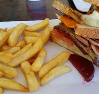 Trinity Beach Bar  Grill - Kalgoorlie Accommodation