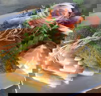 Cedar Park Fish and Chips - Kalgoorlie Accommodation