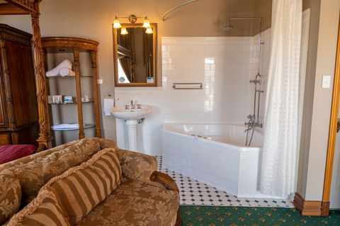 Denison Boutique Hotel - Kalgoorlie Accommodation 8