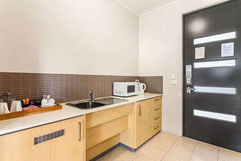 Quality Suites Point Cook Seasons 5 - Kalgoorlie Accommodation 8