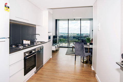 Arise Brisbane One - Kalgoorlie Accommodation 9