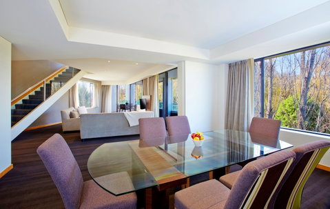 Crowne Plaza Canberra - Kalgoorlie Accommodation 13