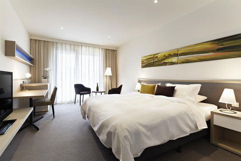 Quarters At Flinders Hotel - Kalgoorlie Accommodation 5