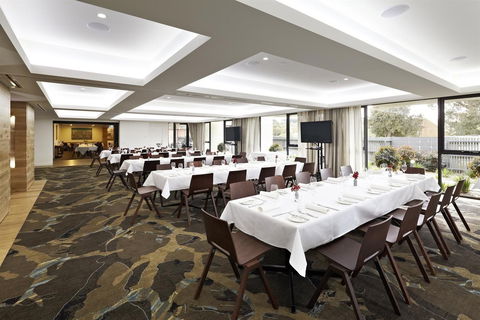 Quarters At Flinders Hotel - Kalgoorlie Accommodation 6