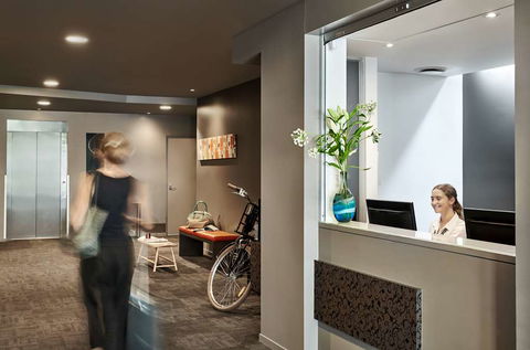 Punthill Essendon Grand - Kalgoorlie Accommodation 0