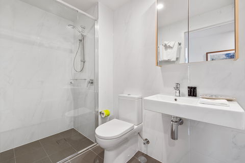 Arise Ivy And Eve - Kalgoorlie Accommodation 10