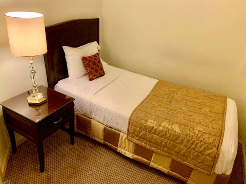 Royal Albert Hotel - Kalgoorlie Accommodation 2