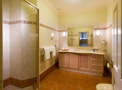 Royal Albert Hotel - Kalgoorlie Accommodation 8