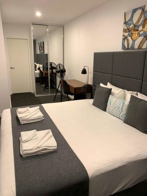 Adelaide Dress Circle Apartments - Kalgoorlie Accommodation 1