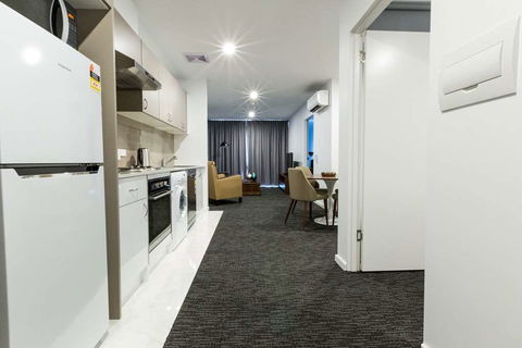 Adelaide Dress Circle Apartments - Kalgoorlie Accommodation 5