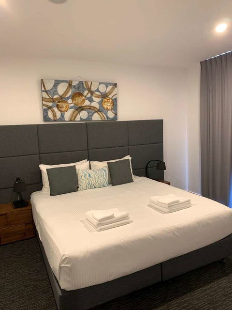 Adelaide Dress Circle Apartments - Kalgoorlie Accommodation 6