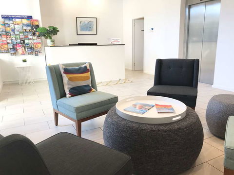 Adelaide Dress Circle Apartments - Kalgoorlie Accommodation 12