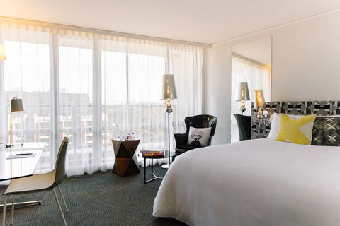 QT Canberra - Kalgoorlie Accommodation 3
