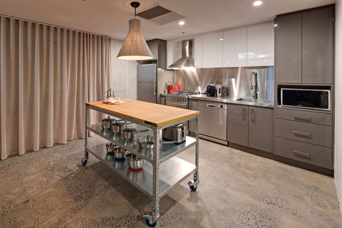 Zara Tower Serviced Apartments - Kalgoorlie Accommodation 9