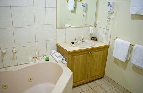 Admiralty Inn - Kalgoorlie Accommodation 2