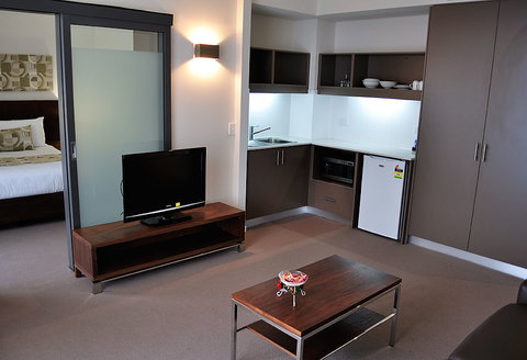 Quality Suites Fremantle - Kalgoorlie Accommodation 2