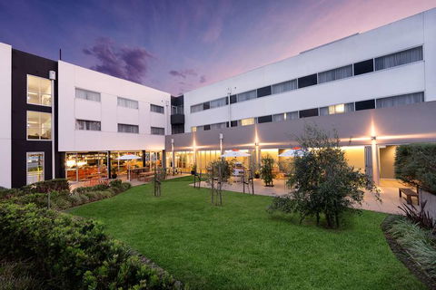 Atura Dandenong - Kalgoorlie Accommodation 1