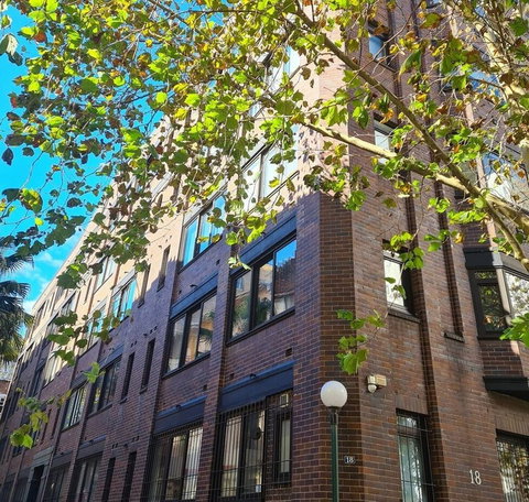 Regents Court - Kalgoorlie Accommodation 0