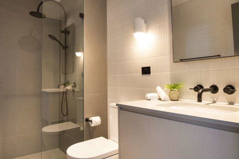 The Chen - Art Series - Kalgoorlie Accommodation 1