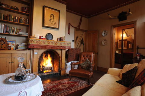 Alice's Cottages - Kalgoorlie Accommodation 1
