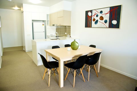 Itara & Jacana Apartments - Kalgoorlie Accommodation 12