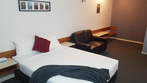 Ayr Traveller's Motel - Kalgoorlie Accommodation 5
