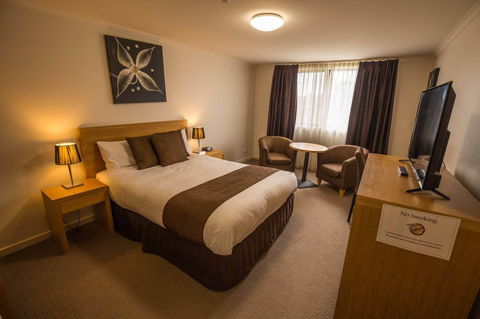 Bairnsdale International - Kalgoorlie Accommodation 5