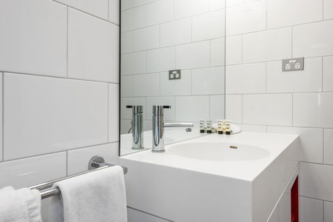 The Plaza Hotel Kalgoorlie - Kalgoorlie Accommodation 8