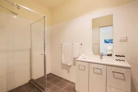 Nightcap at High Flyer Hotel - Kalgoorlie Accommodation 4