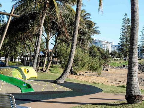 Grand Mercure Apartments Bargara - Kalgoorlie Accommodation 12