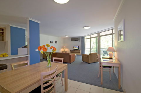 Kingston Terrace Serviced Apartments - Kalgoorlie Accommodation 3