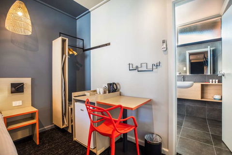 Monash Hotel - Kalgoorlie Accommodation 2