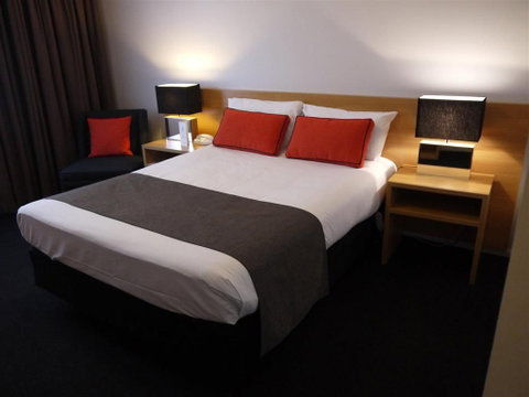 Alpha Hotel Canberra - Kalgoorlie Accommodation 0