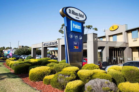 Nightcap At St Albans Hotel - Kalgoorlie Accommodation 0