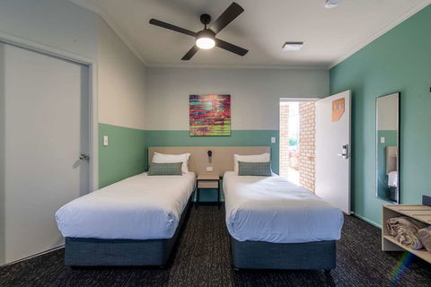 Nightcap At Waterfront Hotel - Kalgoorlie Accommodation 2