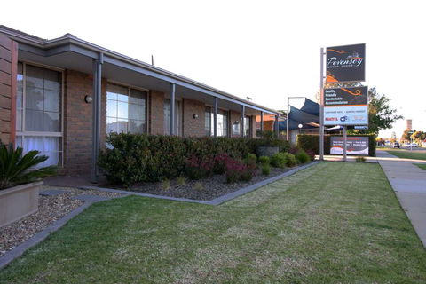 Pevensey Motor Lodge - Kalgoorlie Accommodation 0