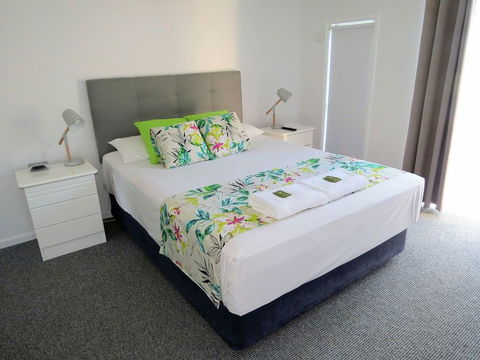 The Shores Holiday Apartments - Kalgoorlie Accommodation 1