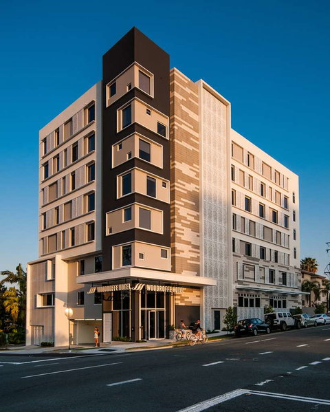 Woodroffe Hotel, Gold Coast - Kalgoorlie Accommodation 0